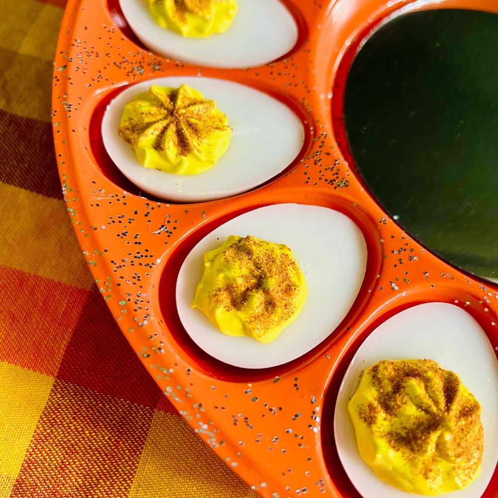Deviled Egg Mirror - Picture 3 of 5